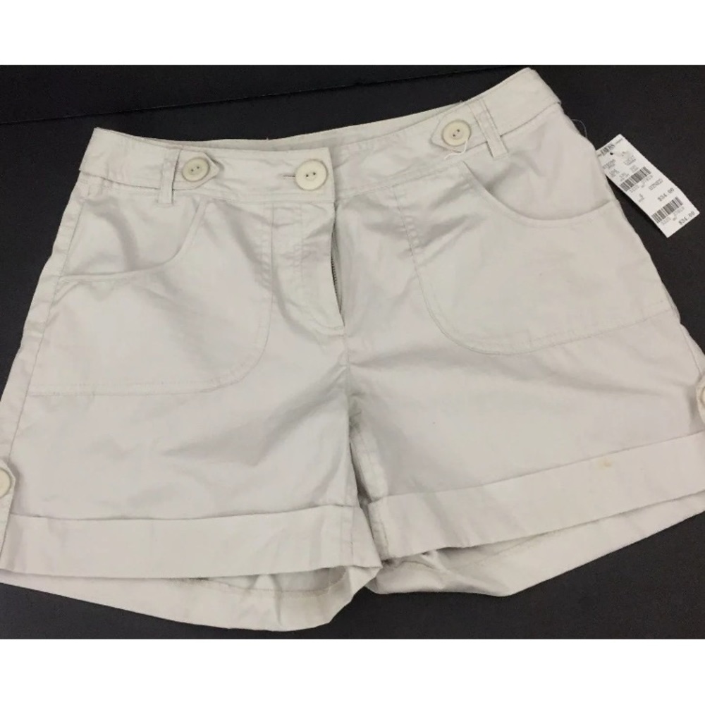 B. Moss Ladies Shorts Style: 875098 Size: 4